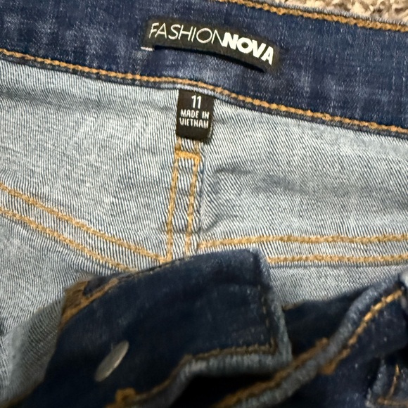 Fashion Nova High Rise Distressed Skinny Jeans - Picture 3 of 4